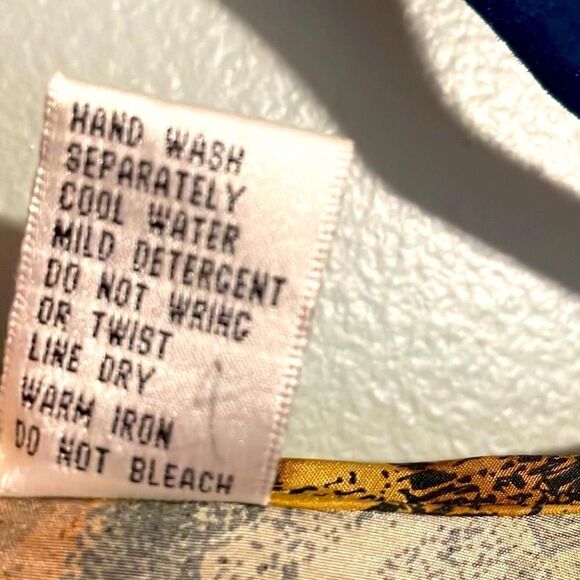 Silk Touch leopard and leaves print hand washable silk simple tunic XL - Picture 7 of 8